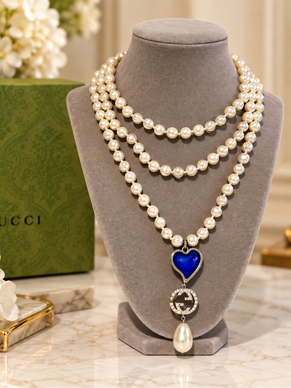 Gucci Runway Pearl Blue enamel heart GG Reversible Pendant Necklace - Picture 17 of 17